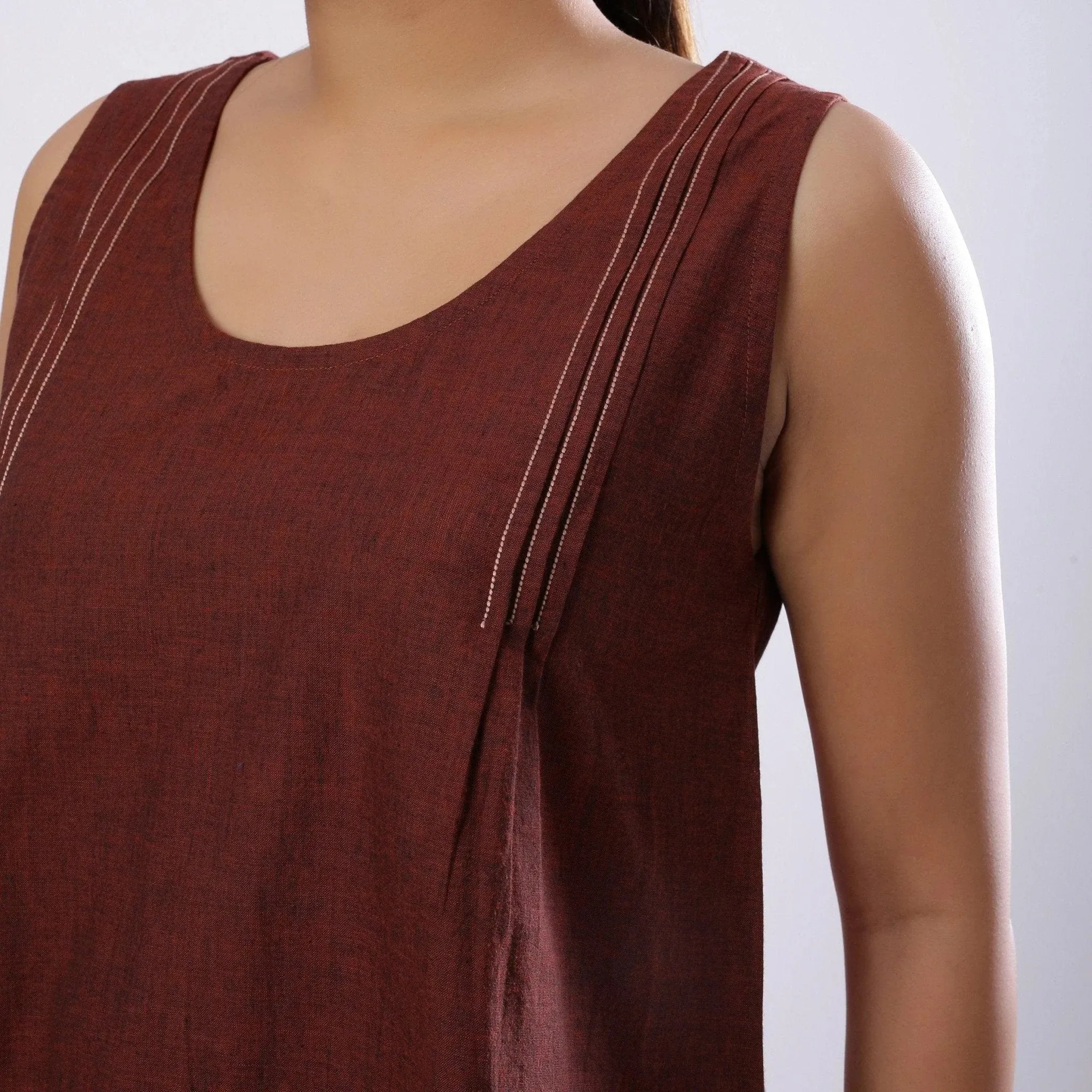 Brown Round Neck Mangalgiri Cotton Sleeveless Top