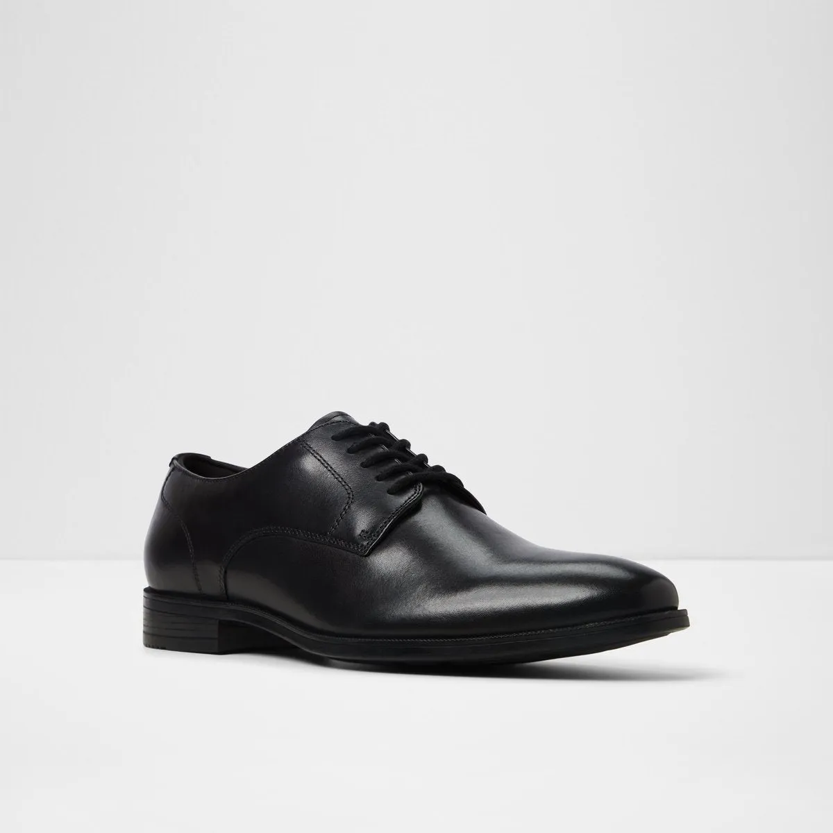 Intanjay In Lace-Up Shoes