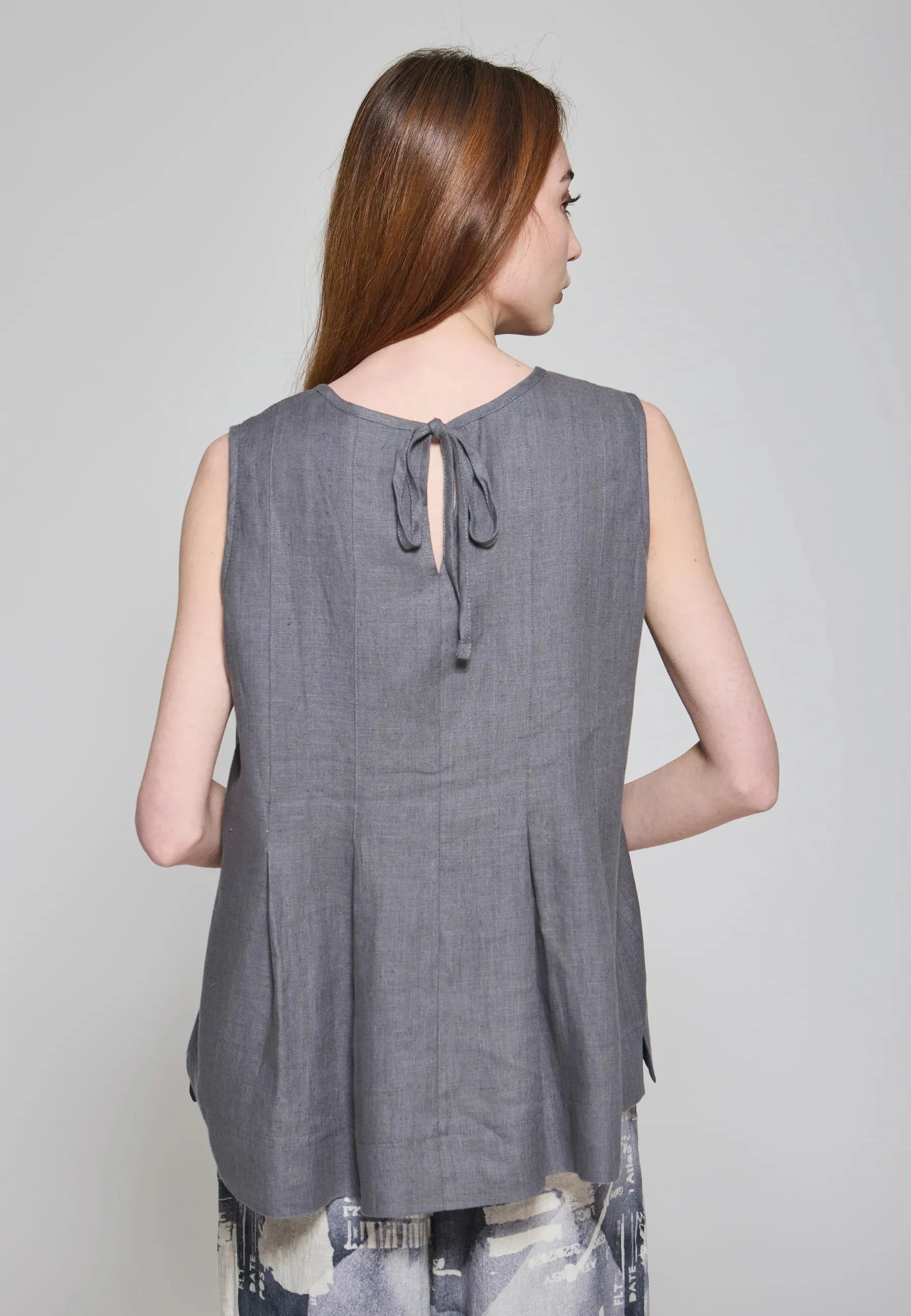 ZELIA – Pleated Linen Top